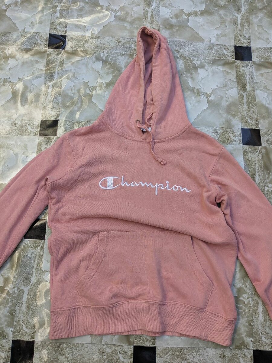 Champion thrift hoodies
