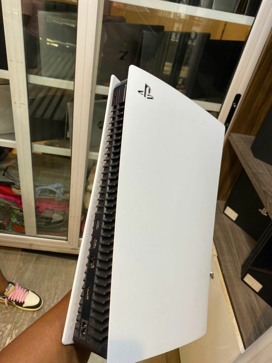 PS5 Standard Edition
