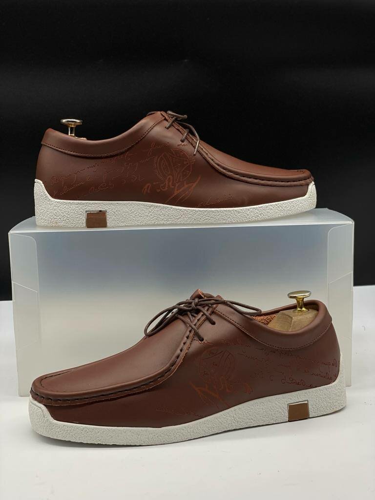 Chaussures en cuir élégantes