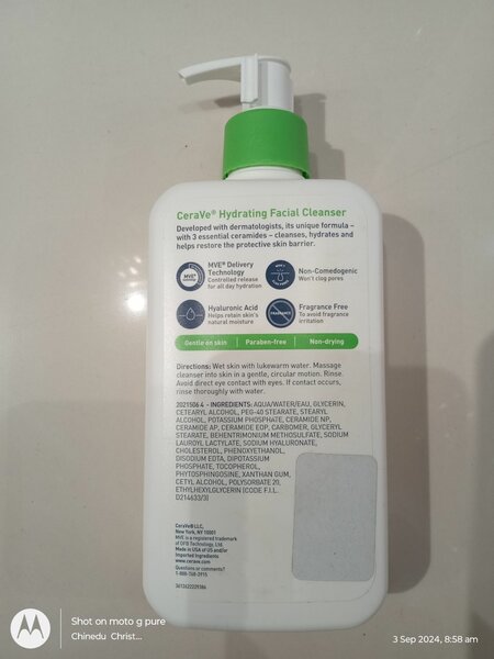 CERAVE HYDRATING FACIAL CLEANSER