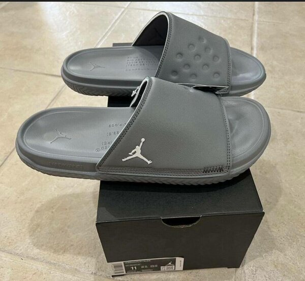 Tongs sportives confortables