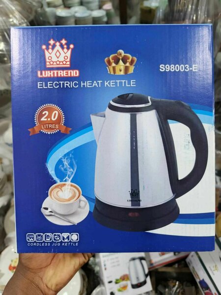 BOUILLOIRE ÉLECTRIQUE 2.0 L