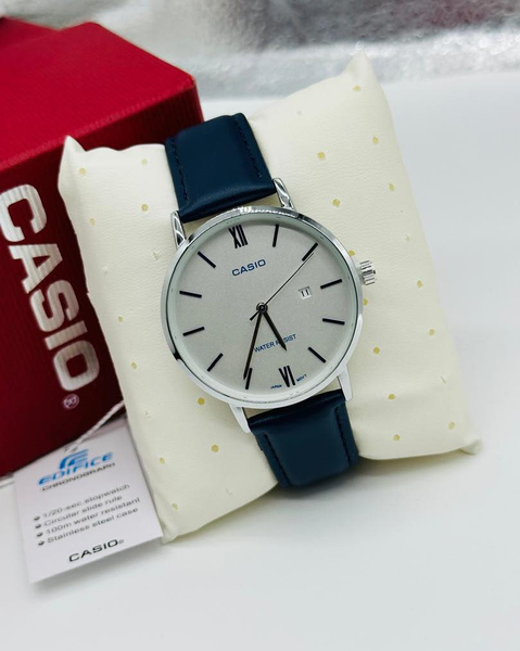 Montre CASIO bleu