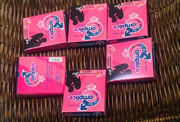 18 Préservatifs complice