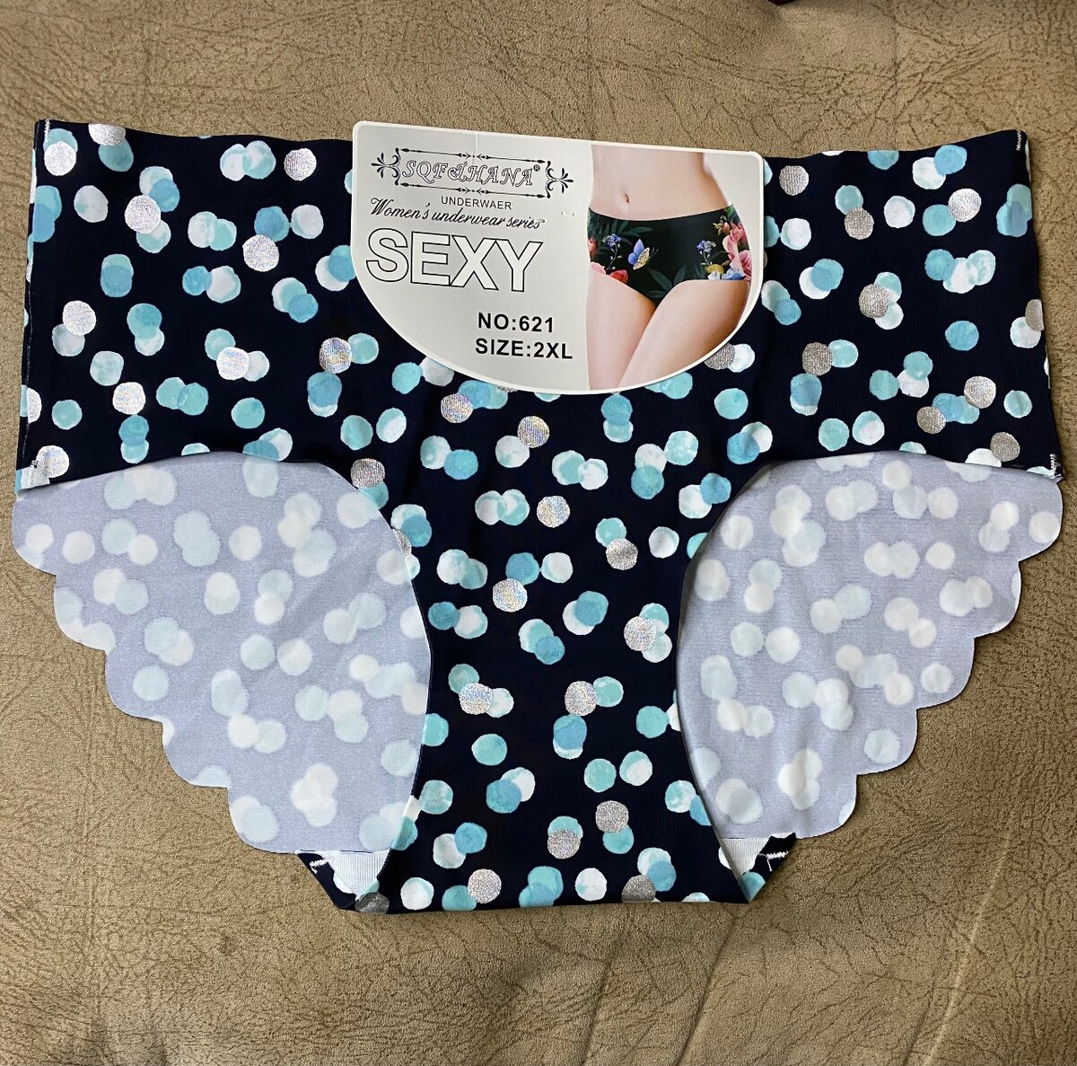 Seamless pants for women