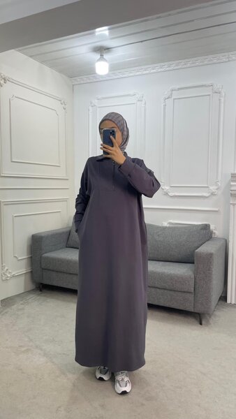 Платья для женщин