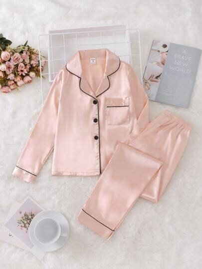 Pyjama en satin doux femme