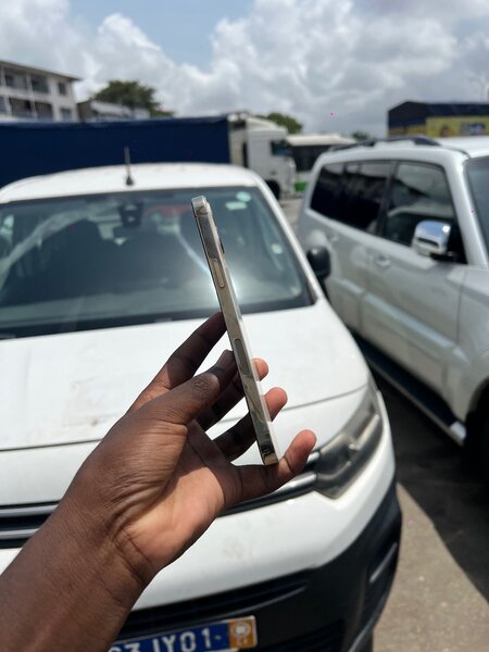 IPHONE 12Pro MAX Tout est ok