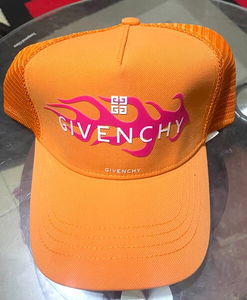 Casquette de sport moderne