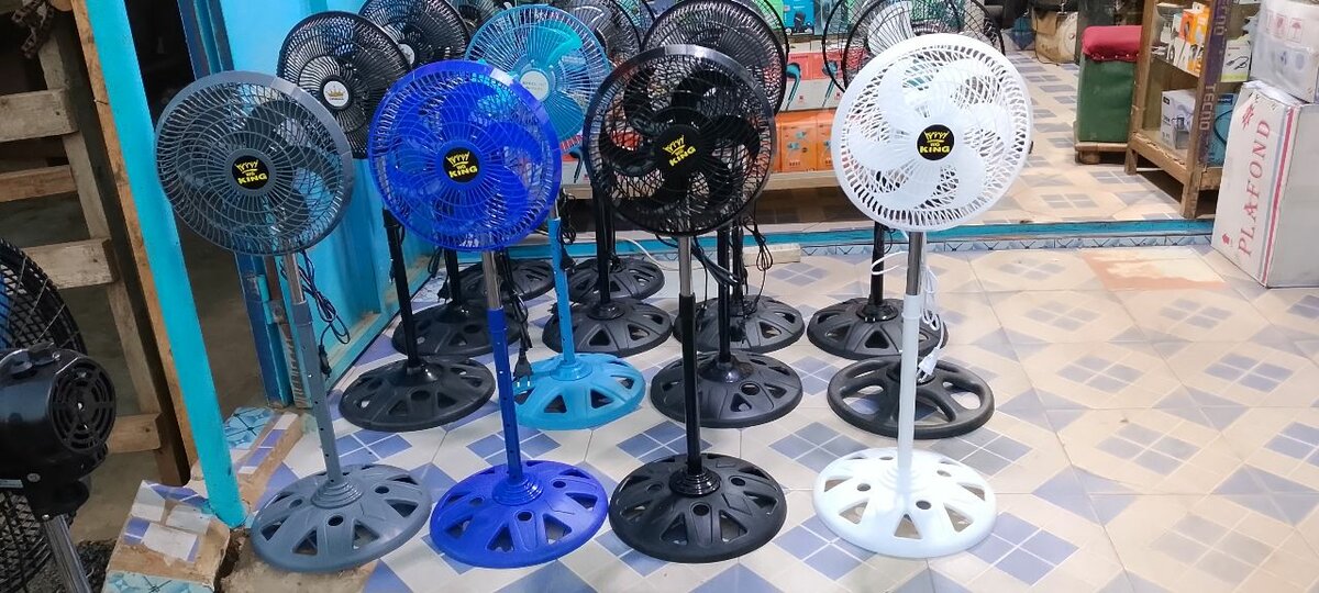 Ventilateur sur pied réglable