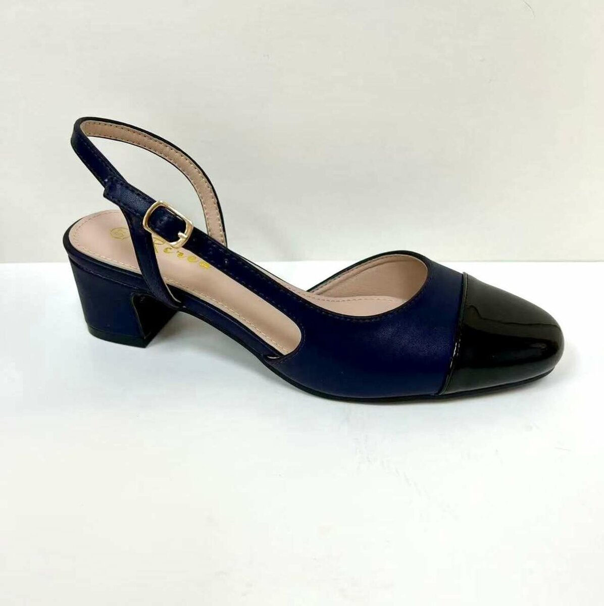 Sandales élégantes à talon bas