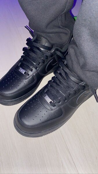 Baskets noires en cuir