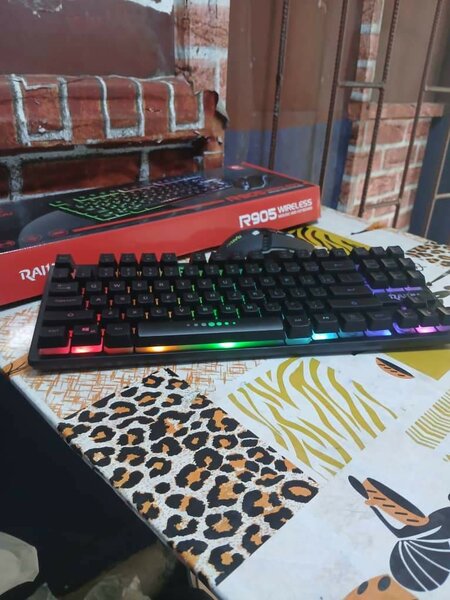 Clavier avec souris gamer