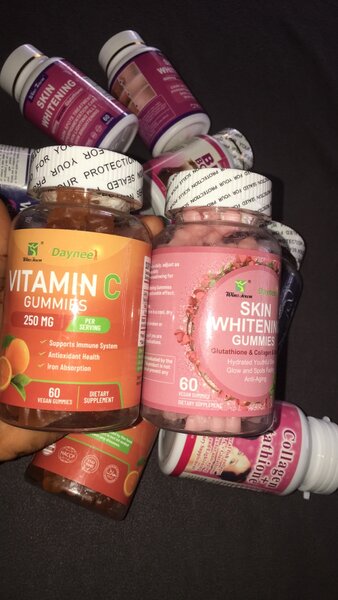 Skin whitening gummies and vitamin c