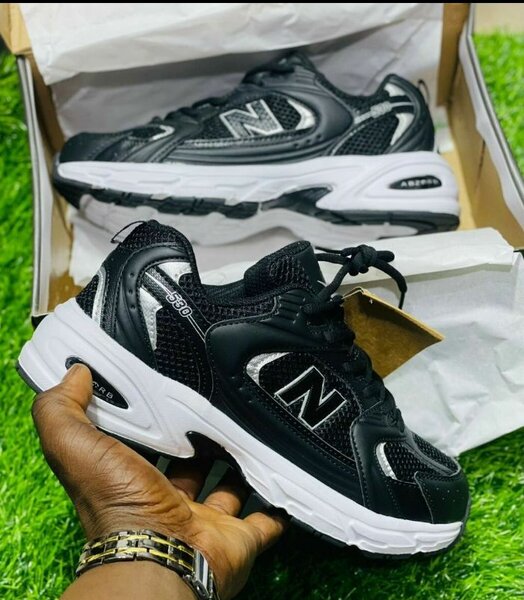 Baskets New Balance 580 noires