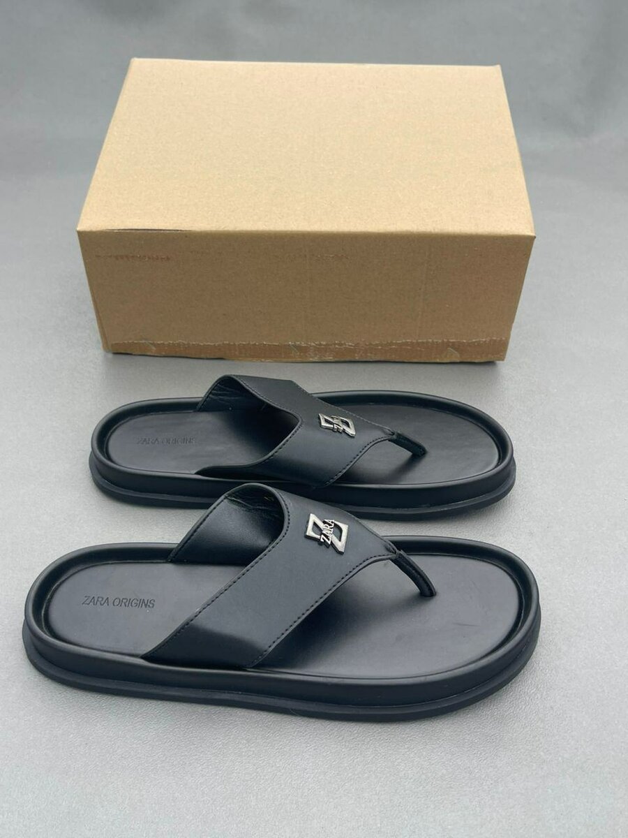 Tongs en cuir élégants ZARA