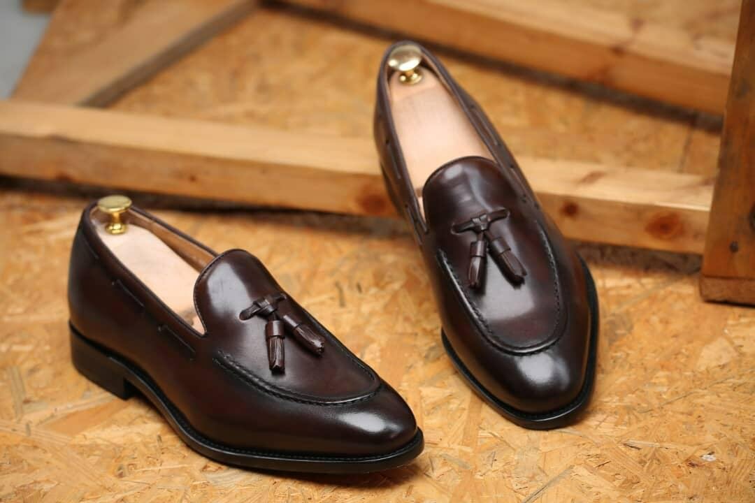 Chaussures habillées en cuir élégant