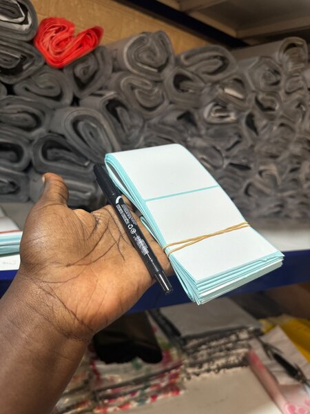 Plain delivery stickers 8*8cm