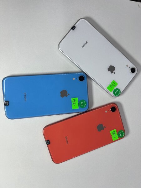 Fully functional iPhone xr 64g