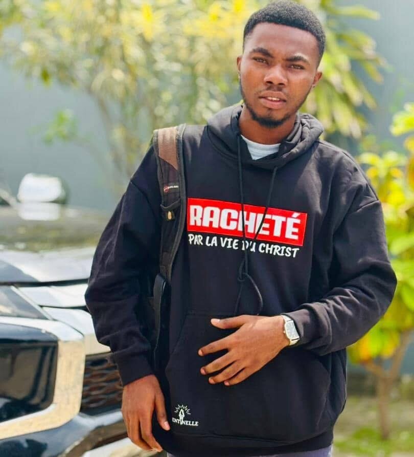 T-shirts et Hoodies Stylés