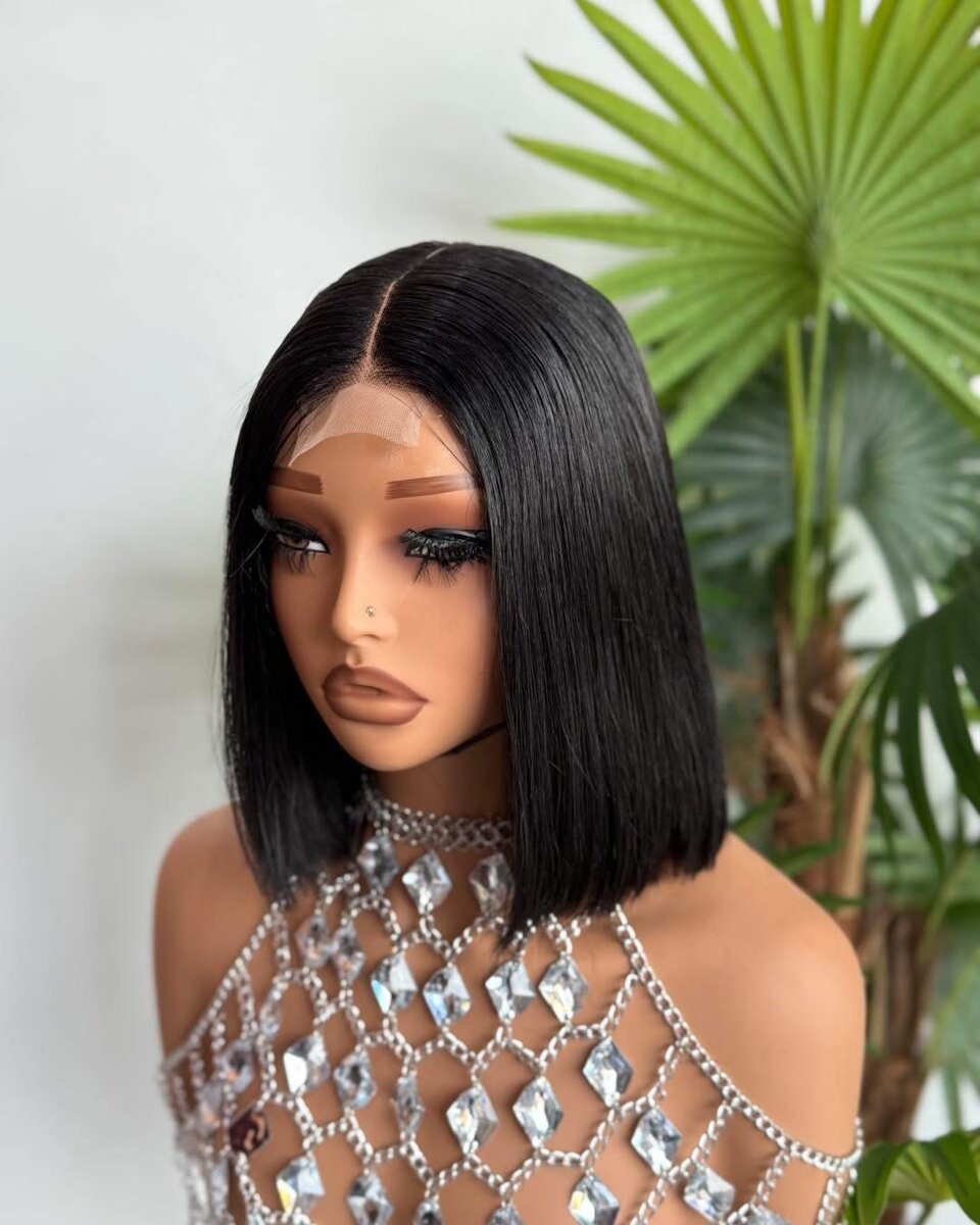 自然黑色直发蕾丝假发