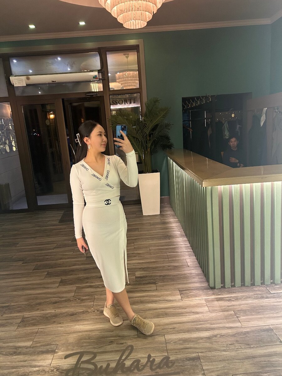 Вечернее платье