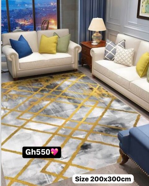 Luxurious and soft patterned carpet