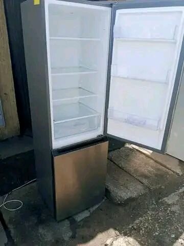 Spj upright fridge