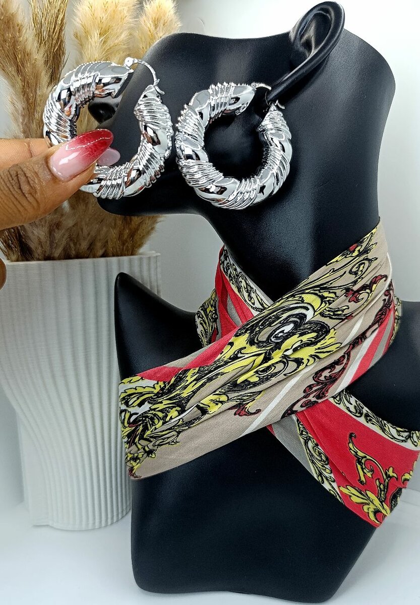 Boucles d'oreilles créoles argentées