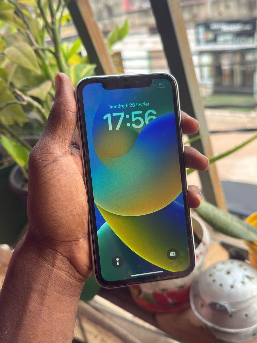 iPhone XR 64giga casineuf sans Face ID