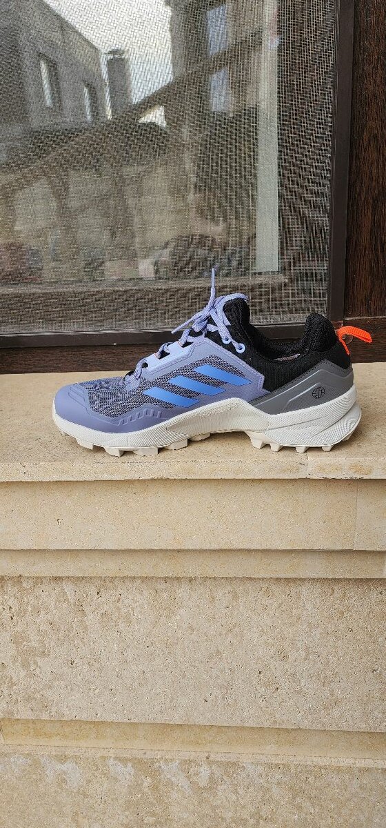 Кроссовки adidas terrex, подош