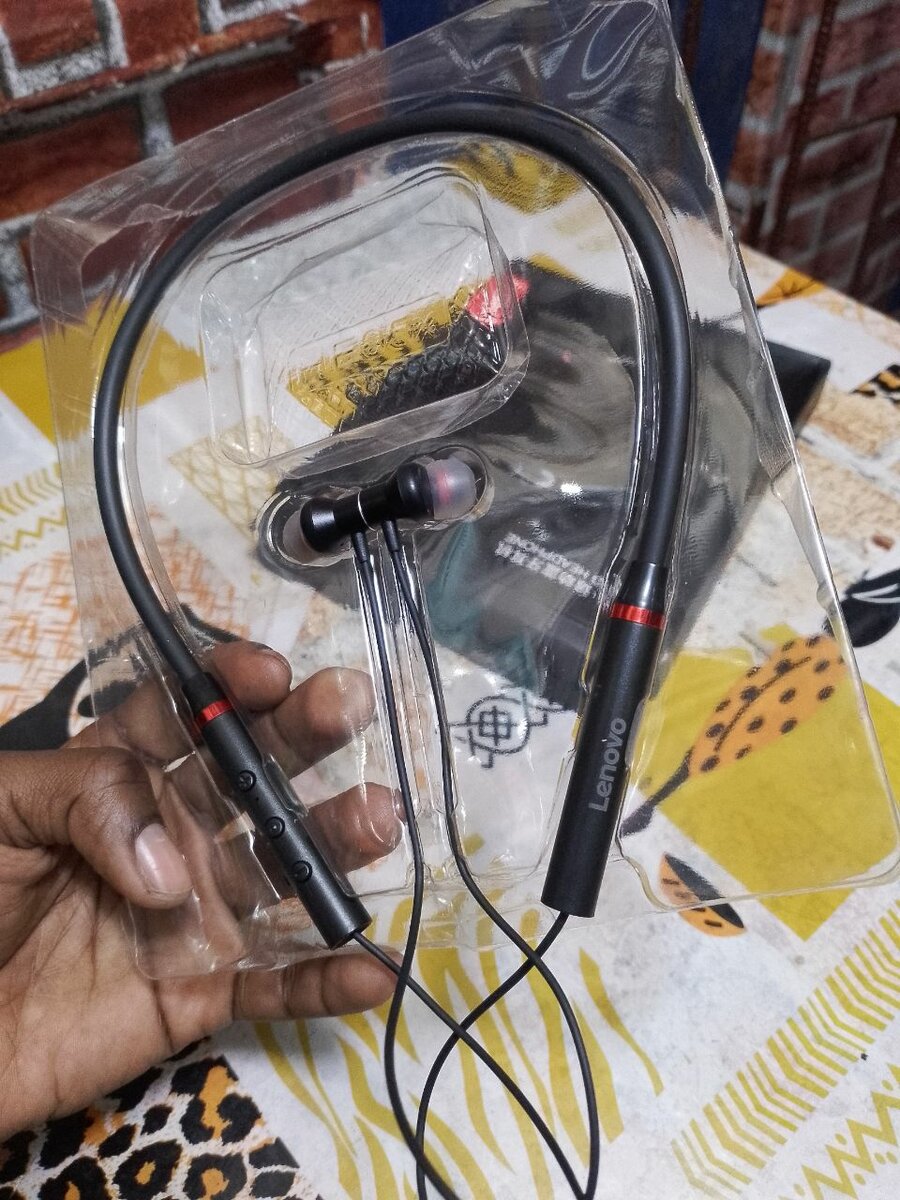 Écouteurs sans fil Lenovo