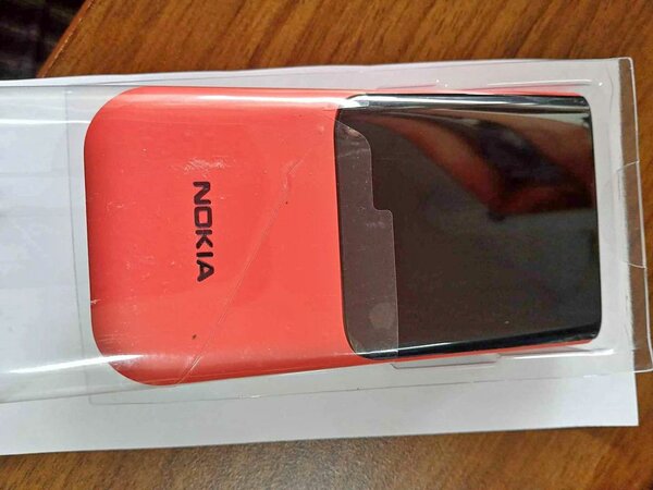 Nokia 2720
