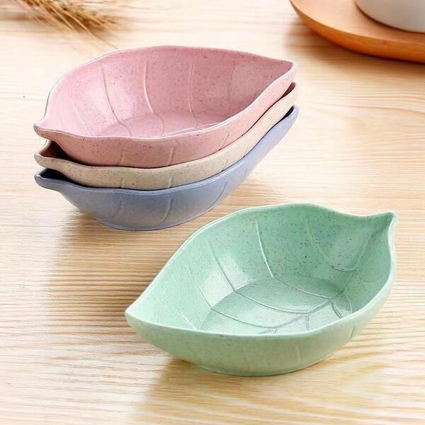 Leaf Shape Plastic Snack Plates
