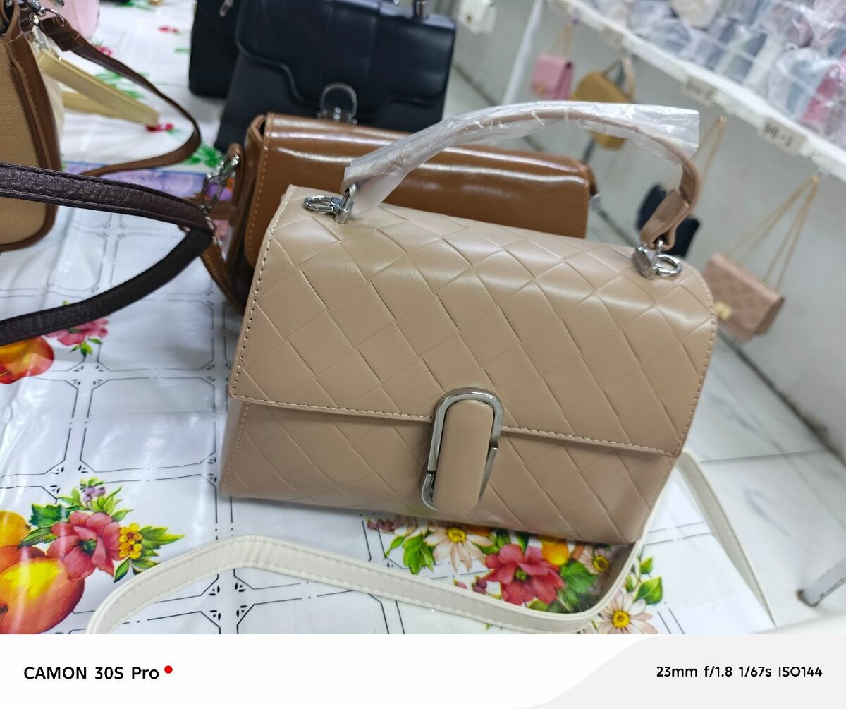 Sac à main en cuir matelassé