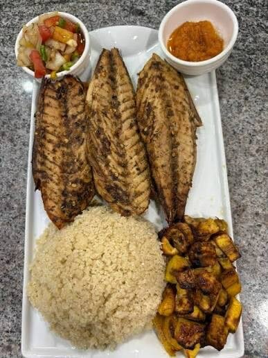 Assiette de poisson et couscous