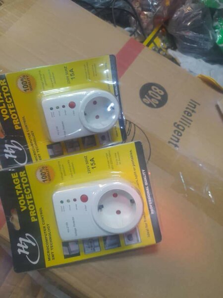 Stabilisateur parasurtenseur protection des appareils