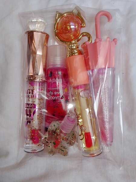 Ensemble de gloss brillant