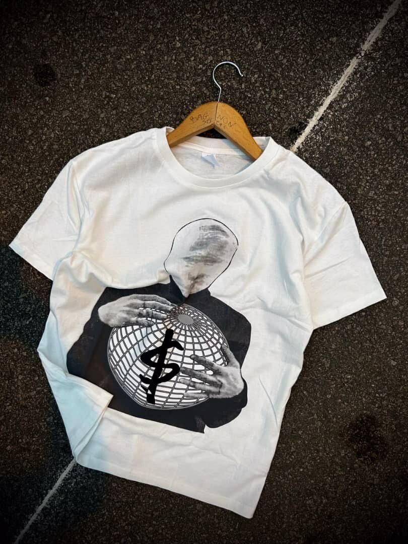 T-shirt graphique tendance