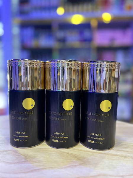 Club de Nuit – Intense Woman