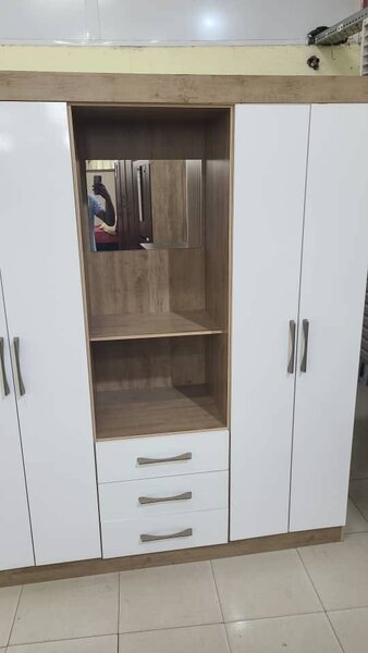 Cappuccino white wardrobe