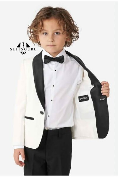Elegant suit for a boy white