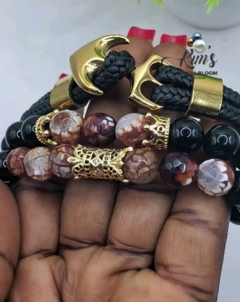 Bracelet with beaded gemstones