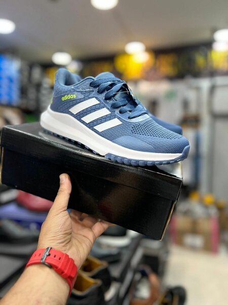 Chaussures de course Adidas