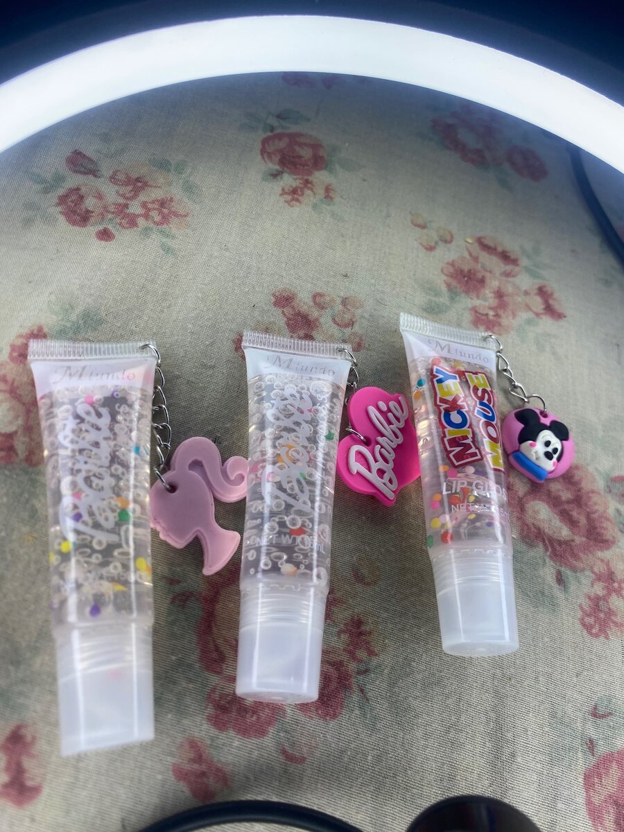 Key chain lip gloss