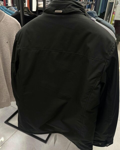 Деми полу-классическая куртка