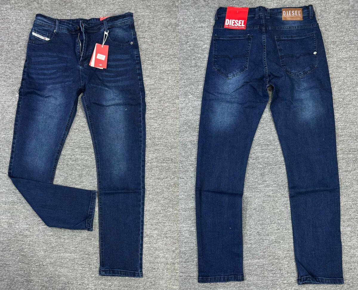 Jeans ajustés pour homme