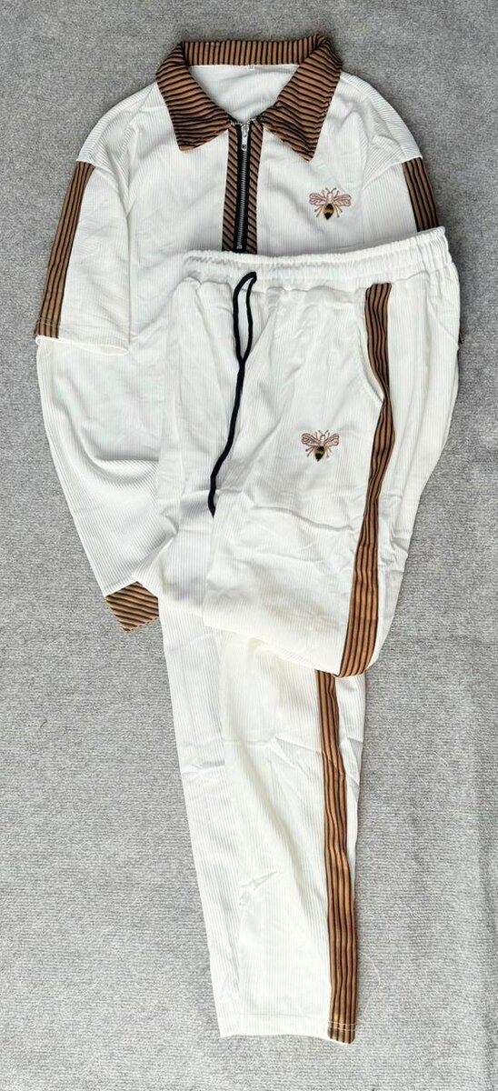 Survêtement tendance à rayures