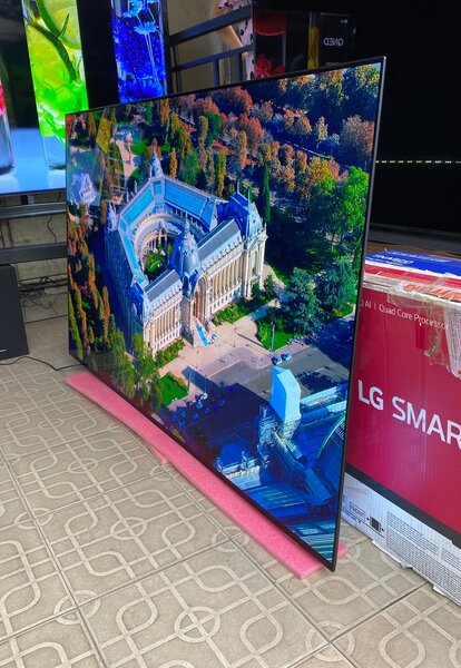 Philips OLED android smart 4K 65inches