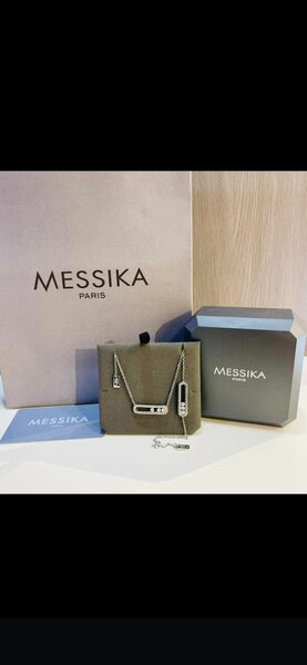 Bijoux de luxe en ensemble